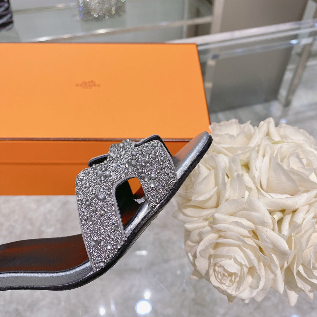 Hermes Premiere 70 Sandal in Silver Calfskin with White Crystals