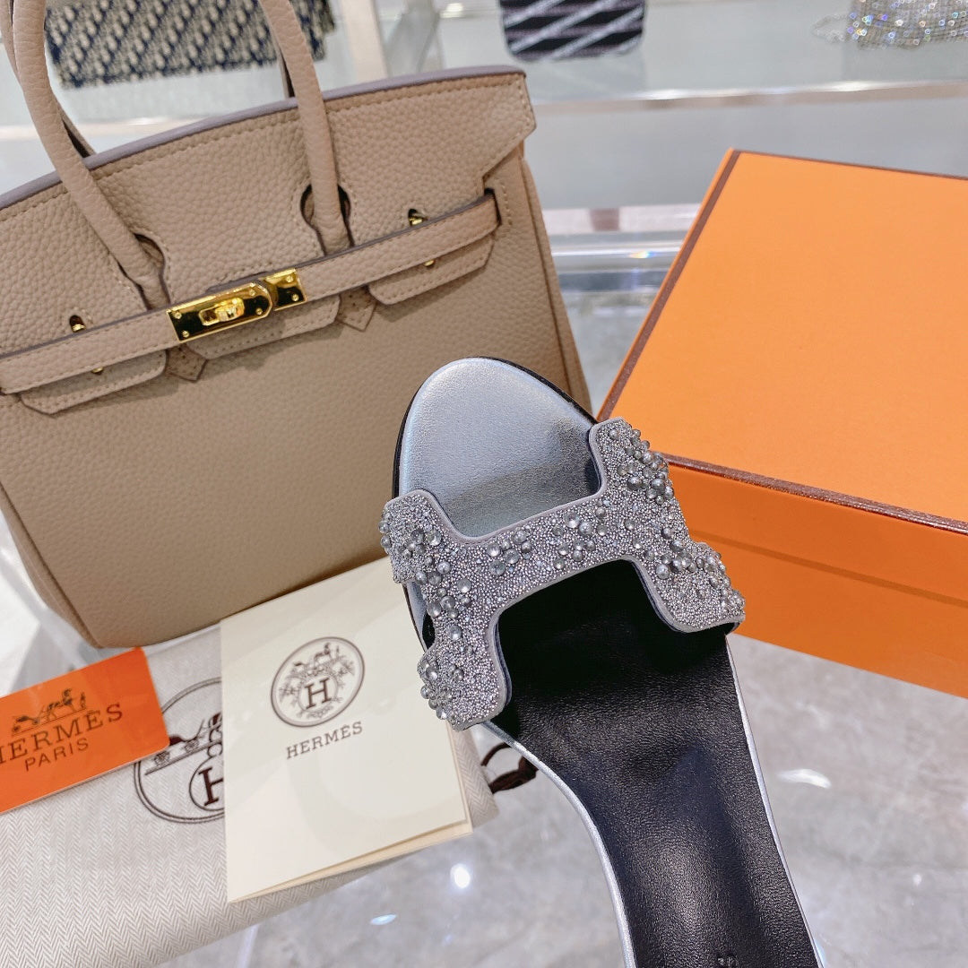 Hermes Premiere 70 Sandal in Silver Calfskin with White Crystals