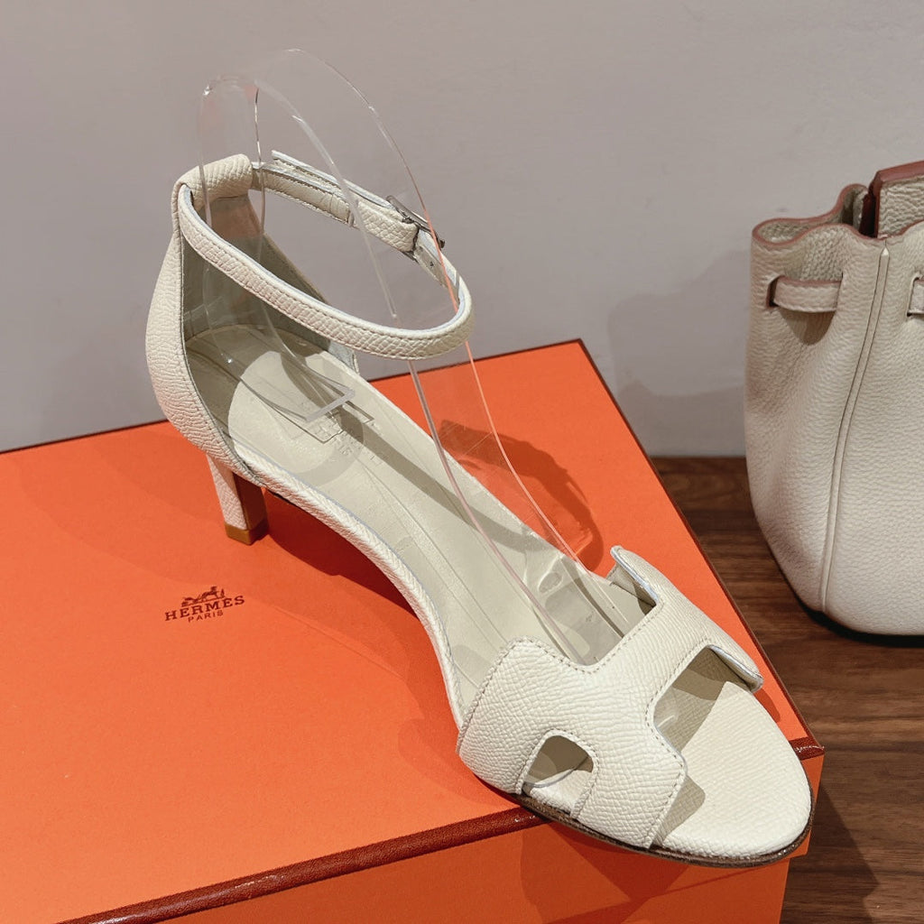 Hermes Premiere 70 Sandal in White Cream Grained Calfskin