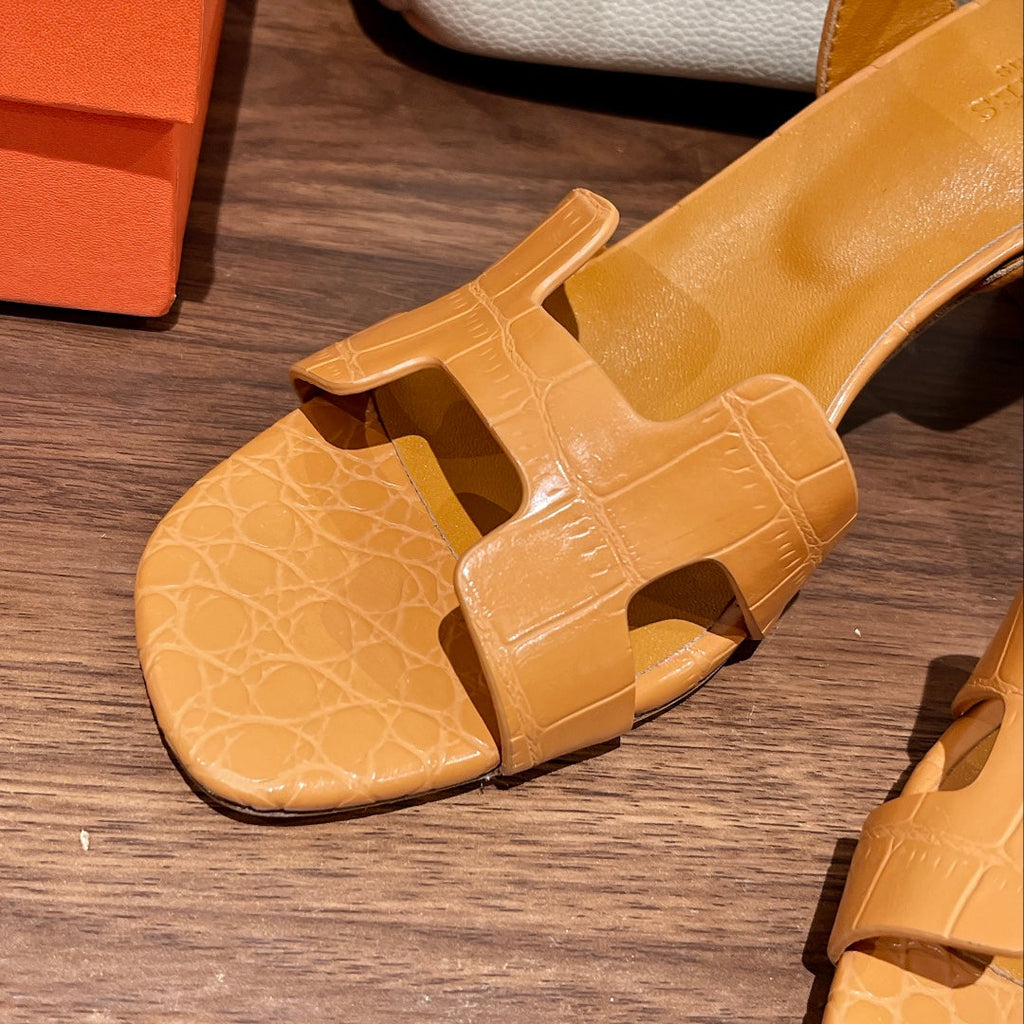 Hermes Slingback Eternite 75 Caramel Lambskin and Crocodile Leather