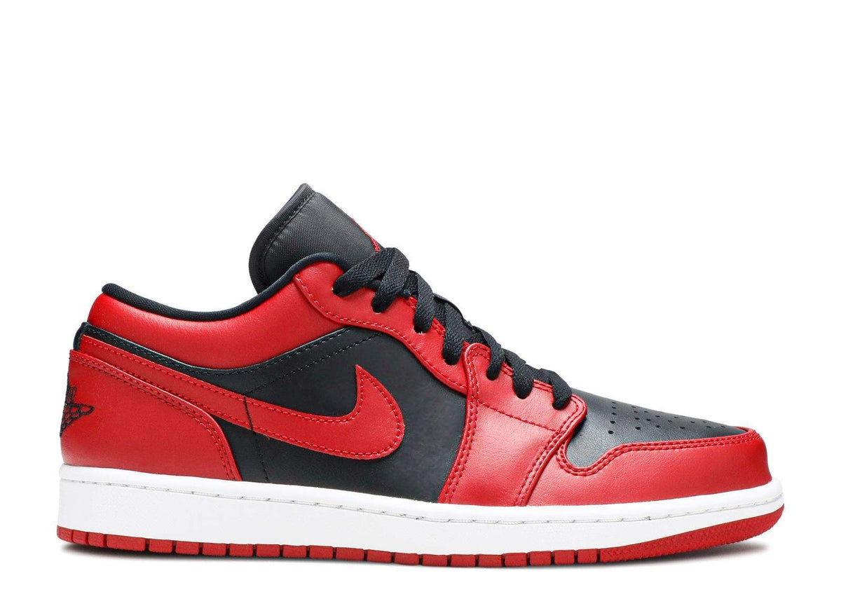 Air Jordan 1 Low Reverse Bred Sneakers