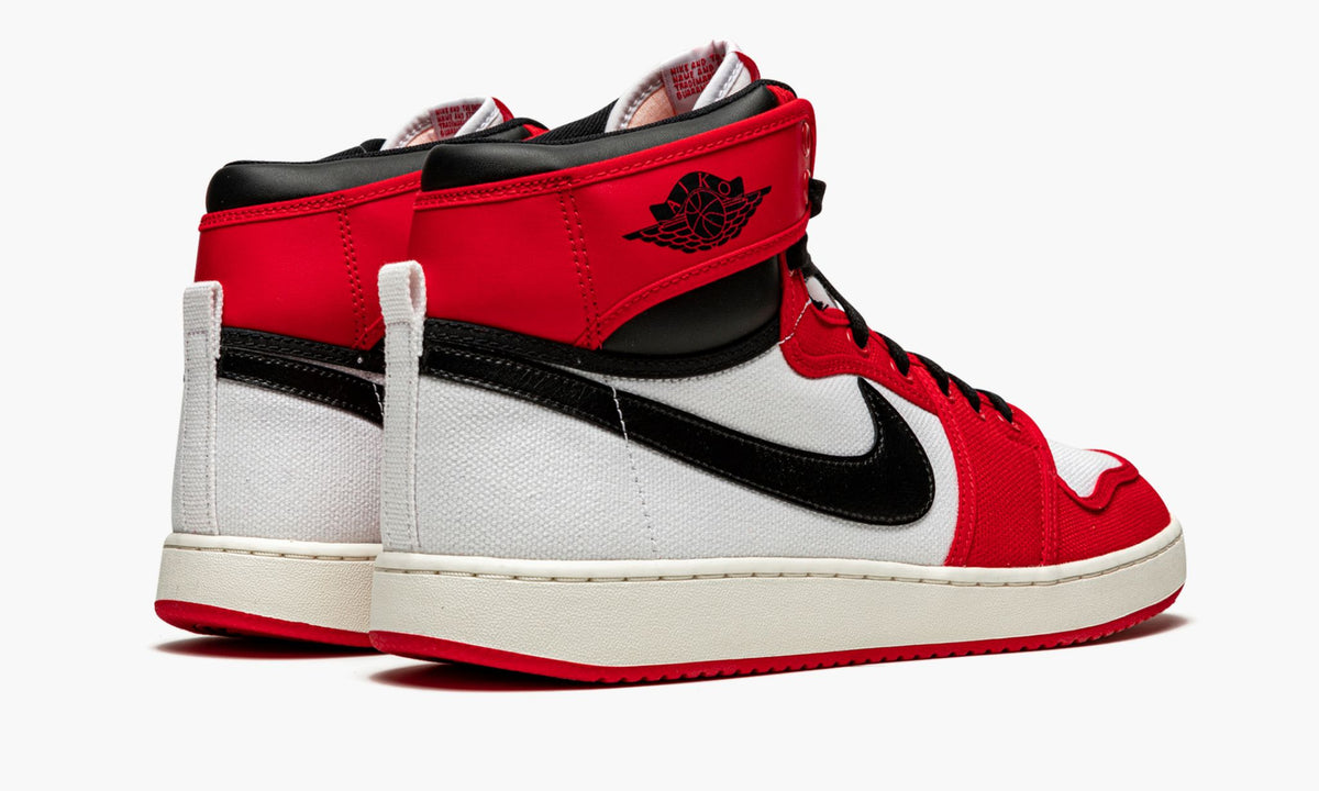 Air Jordan 1 KO "Chicago" Sneakers