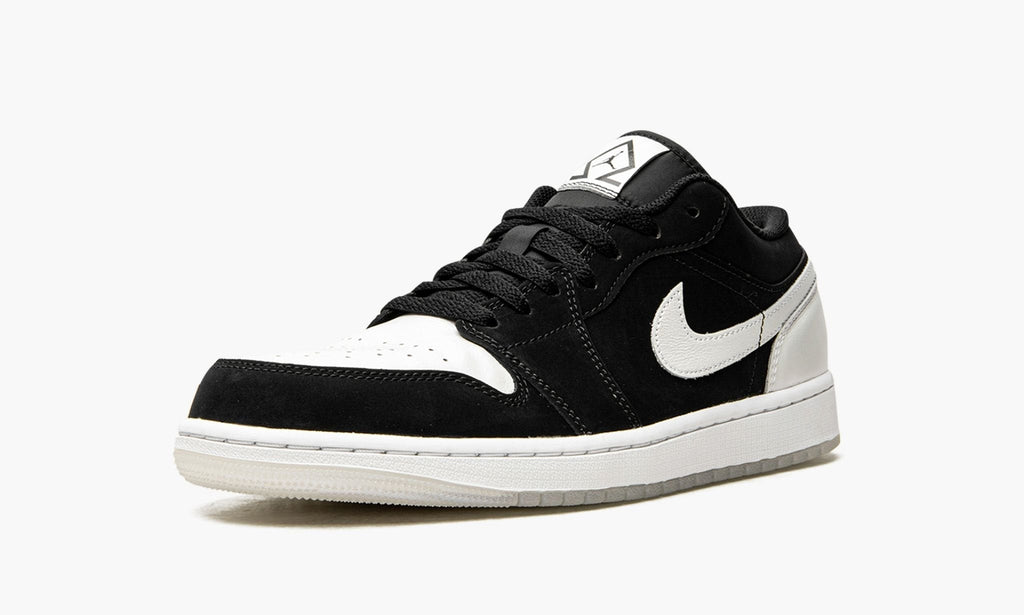 Air Jordan 1 Low Diamond Sneakers
