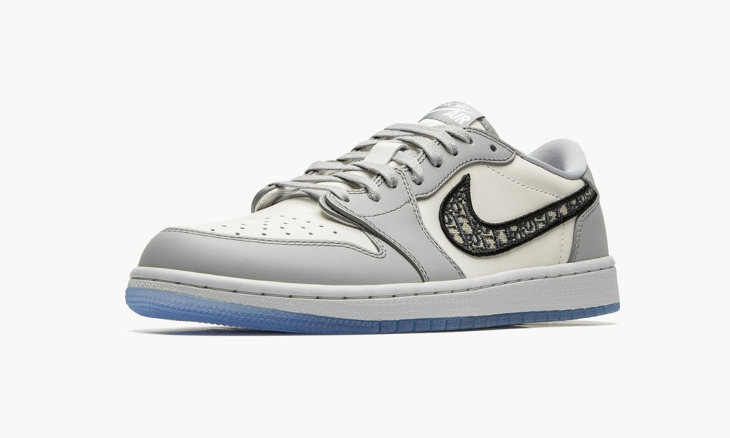 Air Jordan 1 Low Dior Sneakers