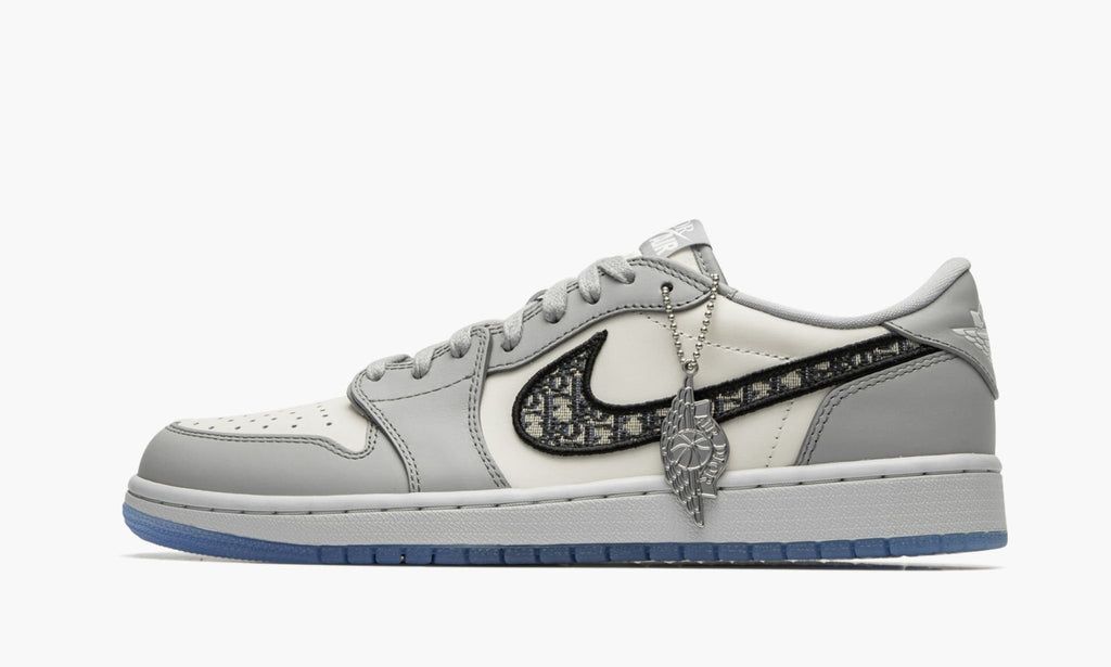 Air Jordan 1 Low Dior Sneakers