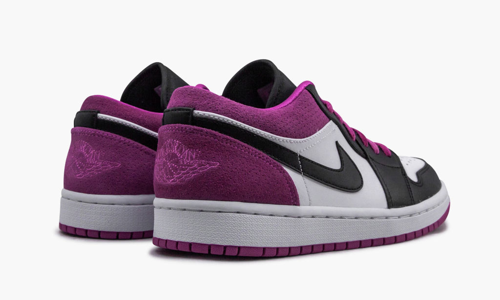 Air Jordan 1 Low SE "Fuchsia" Sneakers