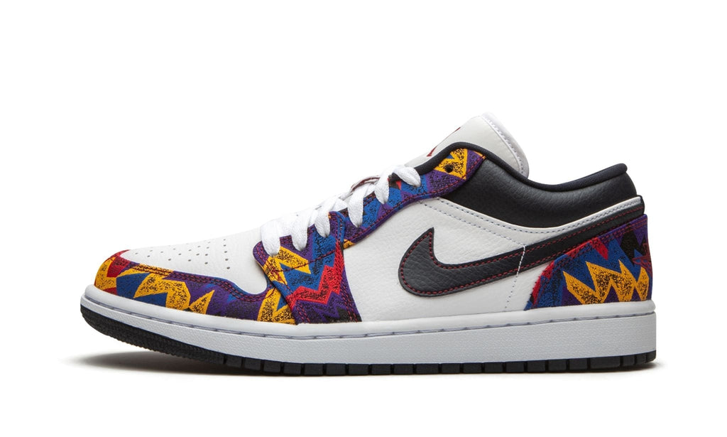 Air Jordan 1 Low SE Nothing But Net Sneakers