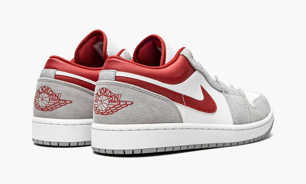 Air Jordan 1 LOW SE White / Grey / Red Sneakers