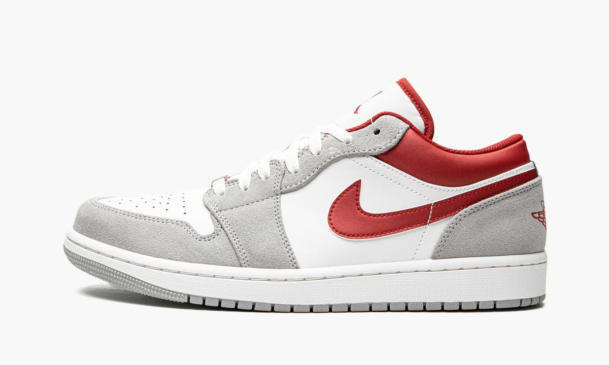 Air Jordan 1 LOW SE White / Grey / Red Sneakers