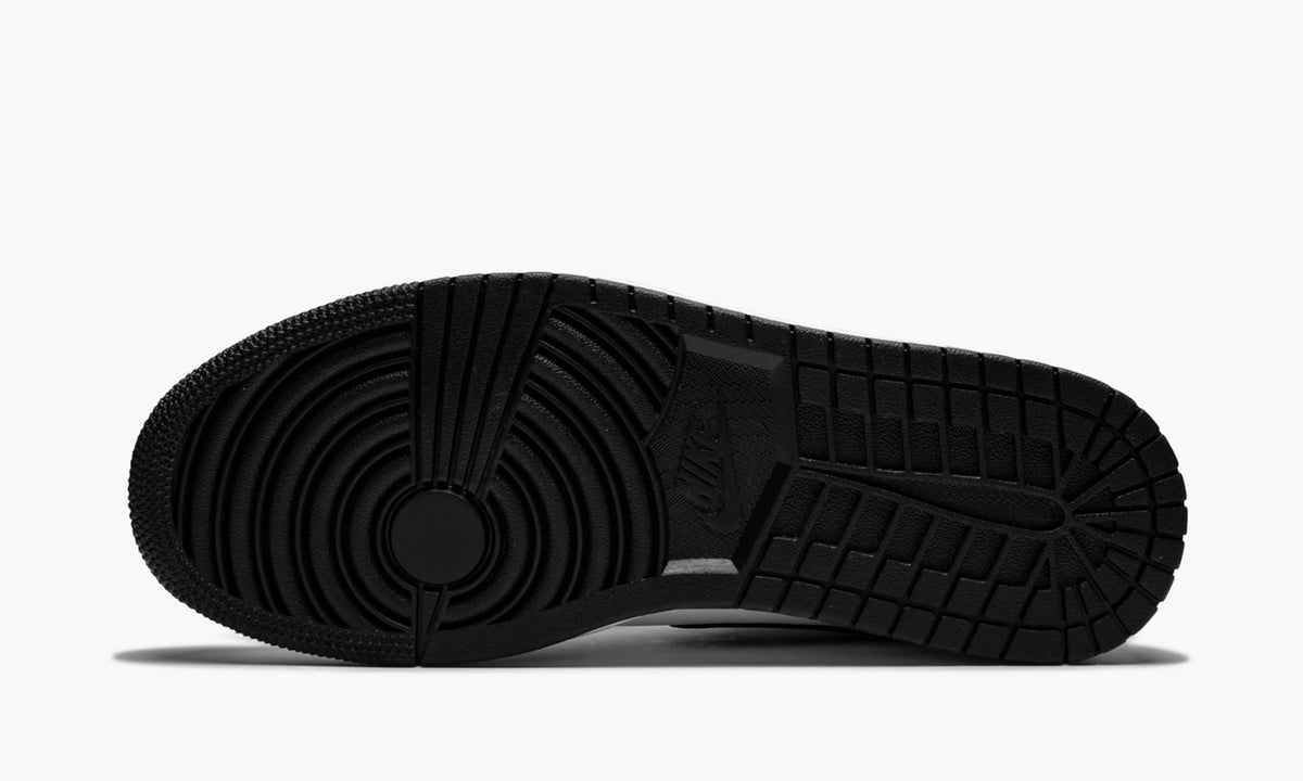 Air Jordan 1 Mid "Alternate Think 16" Sneakers
