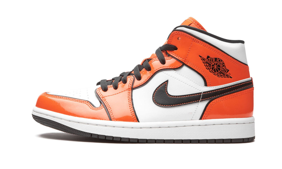 Air Jordan 1 Mid SE "Turf Orange" Sneakers