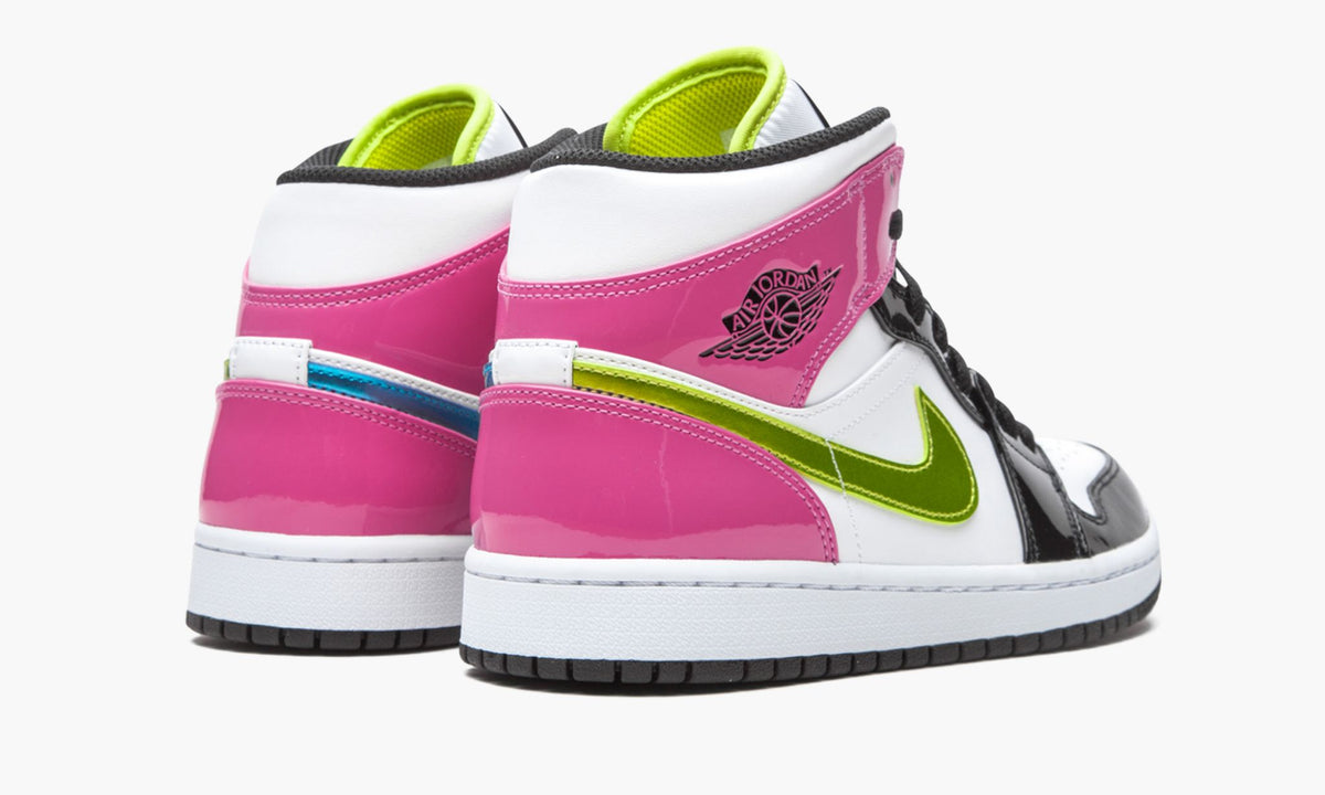 Air Jordan 1 Mid SE Cyber / Active Fuchsia Sneakers