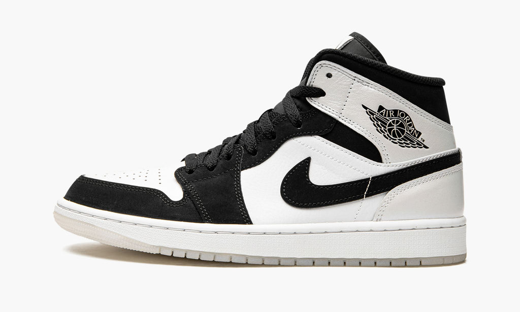 Air Jordan 1 MID SE Diamond Sneakers