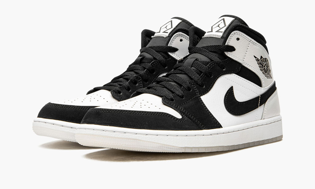 Air Jordan 1 MID SE Diamond Sneakers