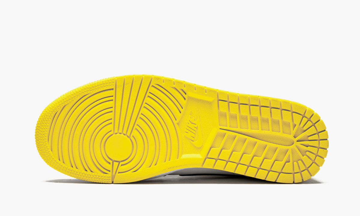Air Jordan 1 MID SE Yellow Toe Sneakers