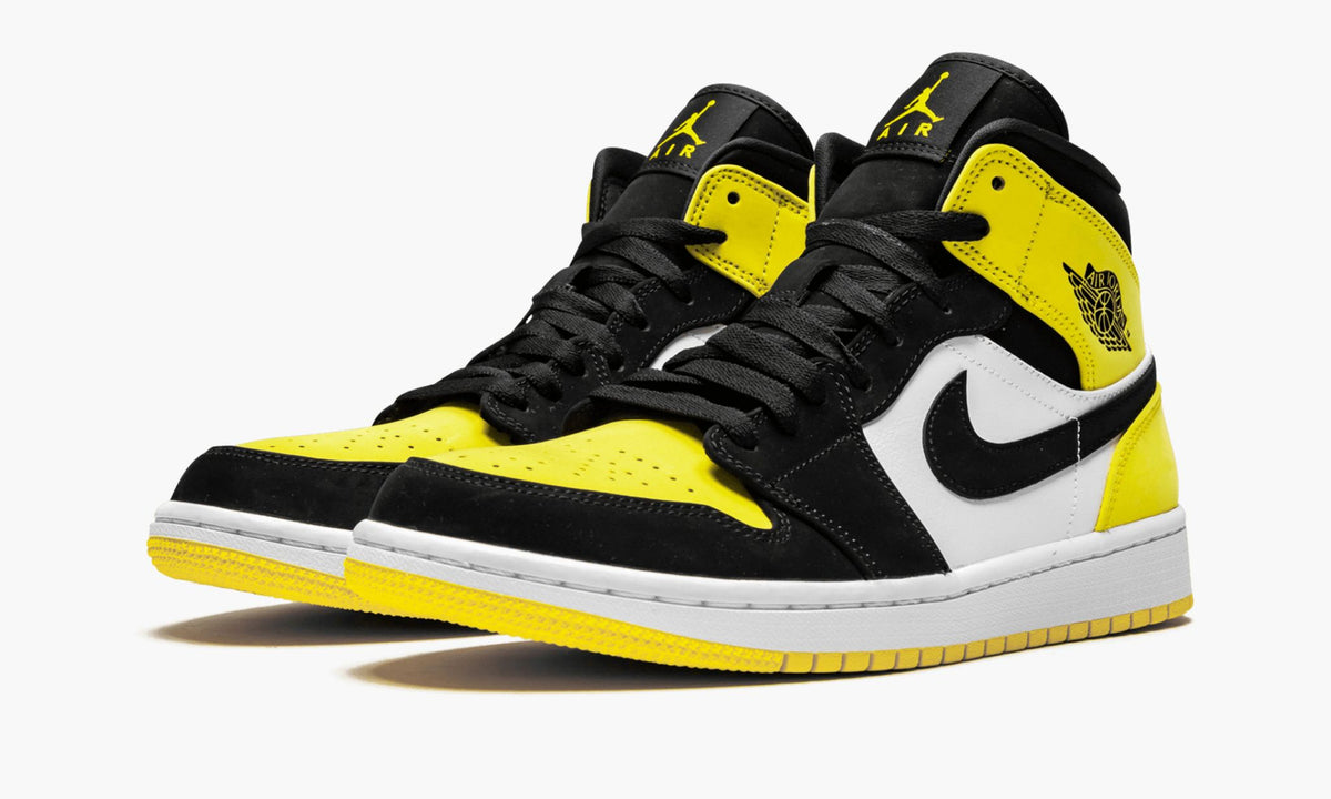 Air Jordan 1 MID SE Yellow Toe Sneakers