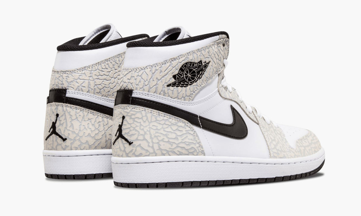 Air Jordan 1 Retro High Sneakers