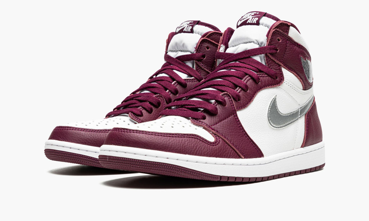 Air Jordan 1 Retro High OG "Bordeaux" Sneakers
