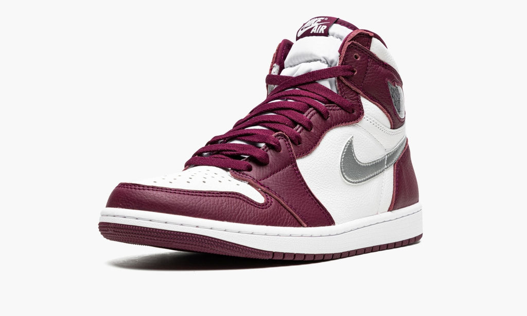 Air Jordan 1 Retro High OG "Bordeaux" Sneakers