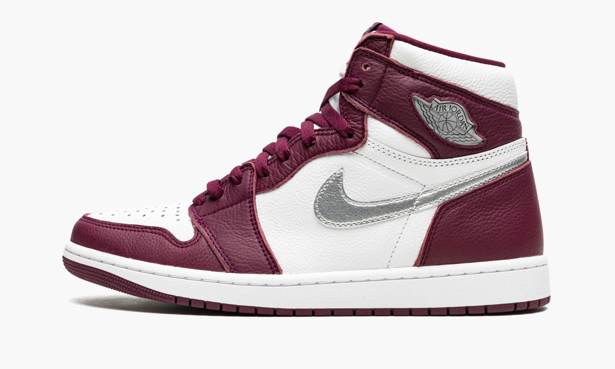 Air Jordan 1 Retro High OG "Bordeaux" Sneakers