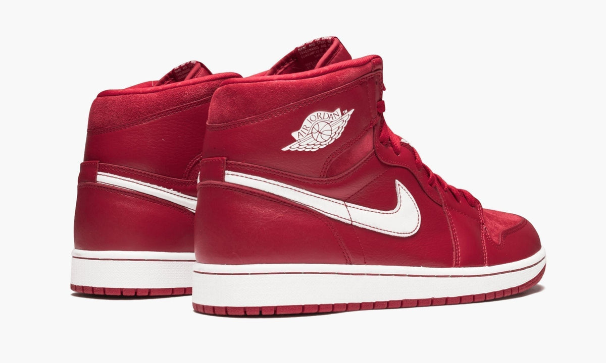 Air Jordan 1 Retro High OG "Gym Red" Sneakers