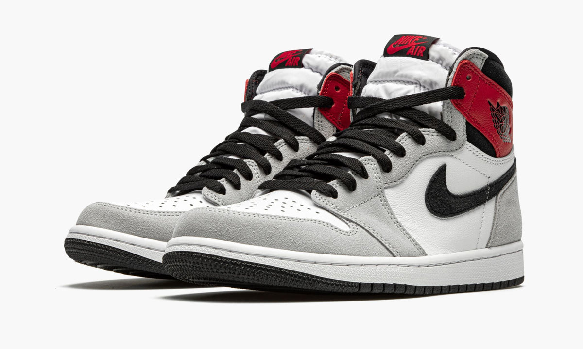 Air Jordan 1 Retro High OG "Light Smoke Grey" Sneakers