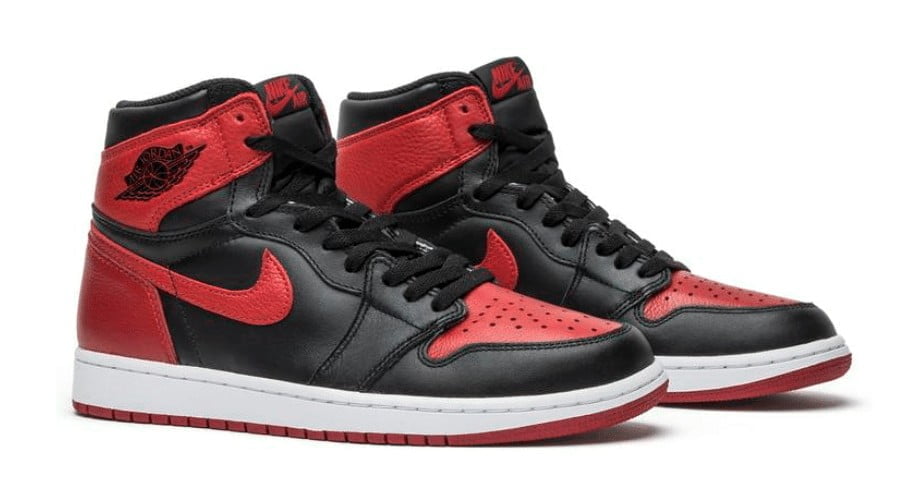 Air Jordan 1 Retro High OG Bred Banned Sneakers