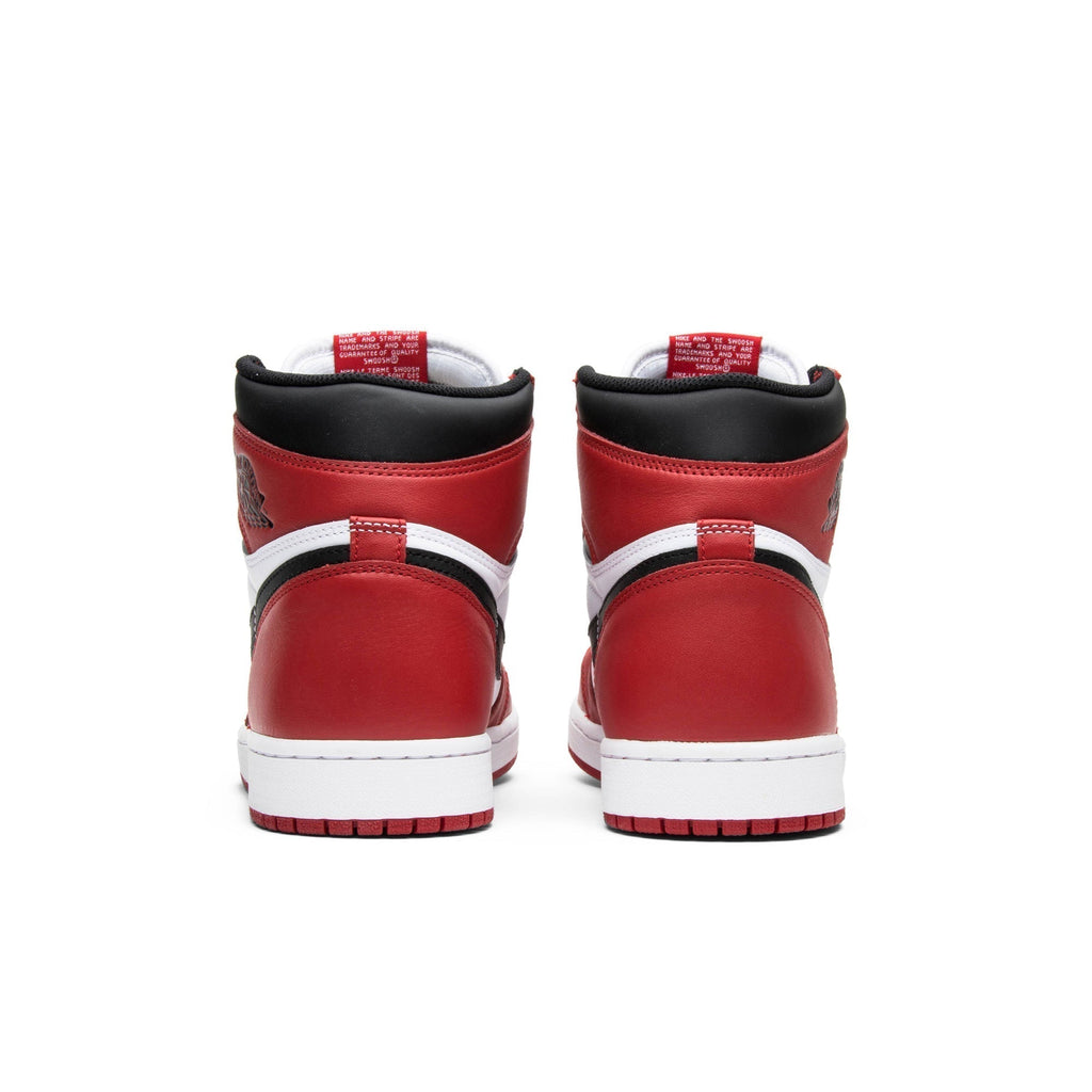 Air Jordan 1 Retro High OG Chicago 2015 555088-101 Sneakers