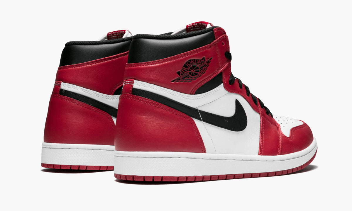 Air Jordan 1 Retro High OG Chicago Sneakers