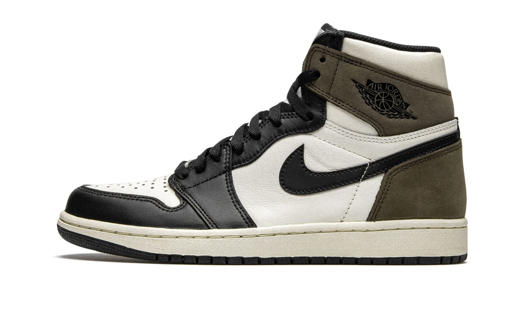Air Jordan 1 Retro High OG Dark Mocha Sneakers