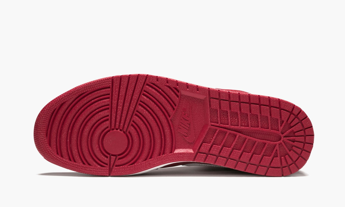Air Jordan 1 Retro High OG Gym Red Sneakers