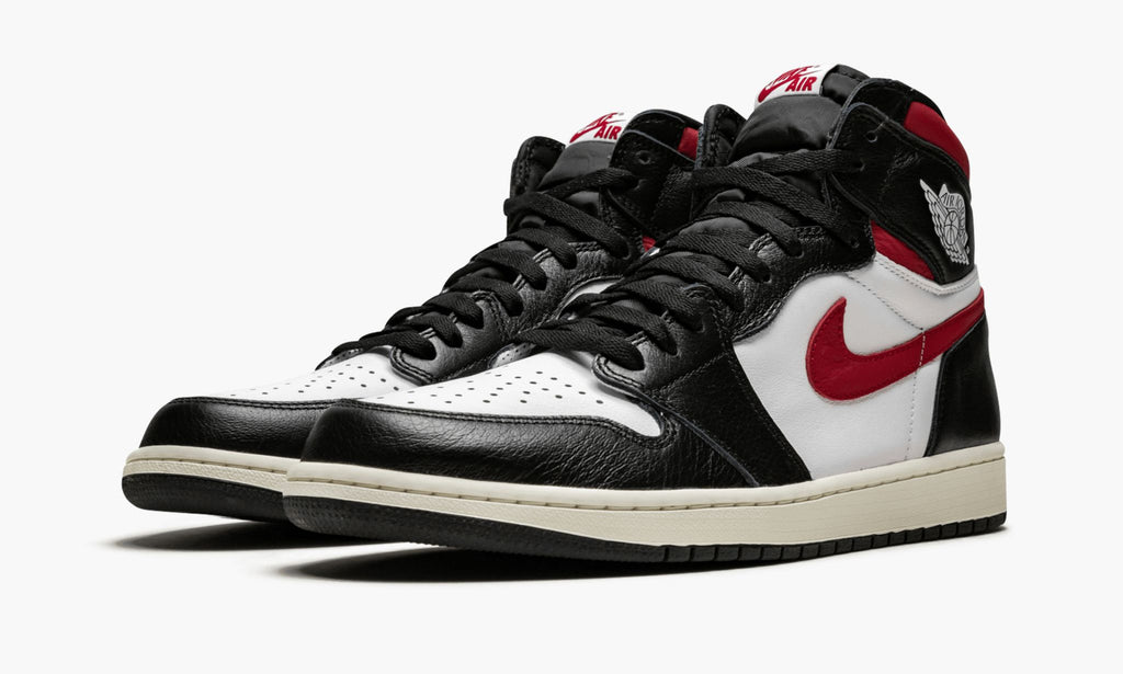 Air Jordan 1 Retro High OG Gym Red Sneakers
