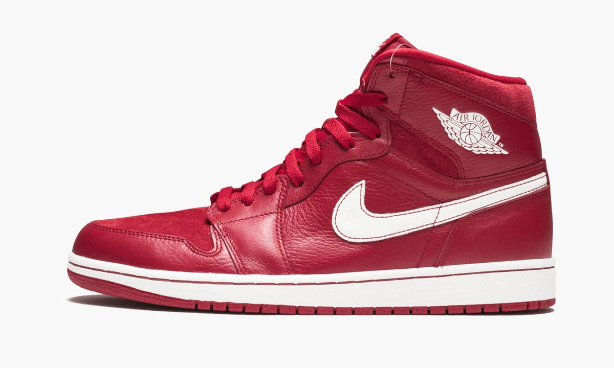 Air Jordan 1 Retro High OG Gym Red Sneakers
