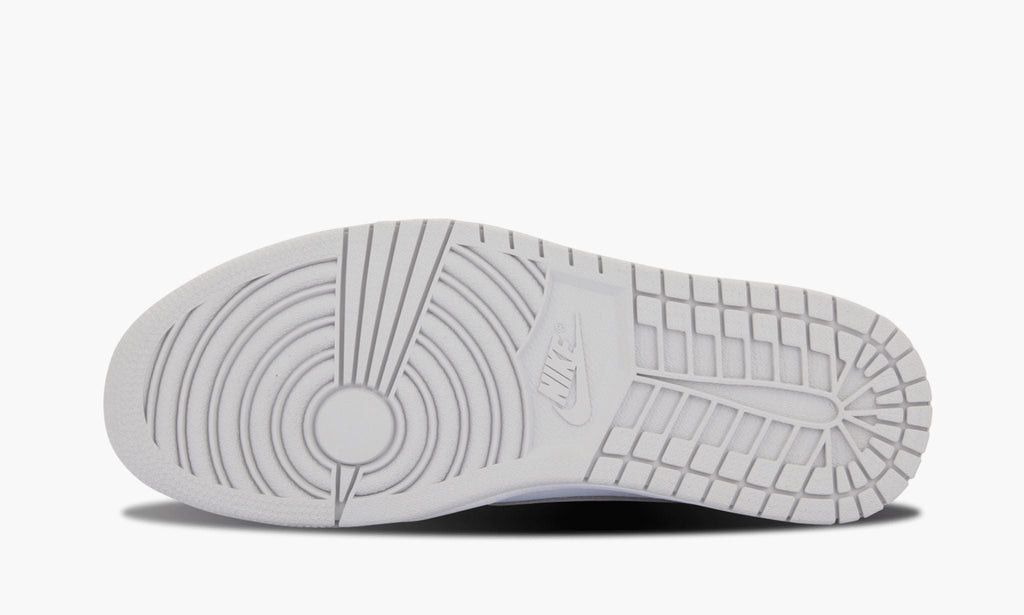Air Jordan 1 Retro Low OG "White / Neutral Grey - 2015 Release" Sneakers