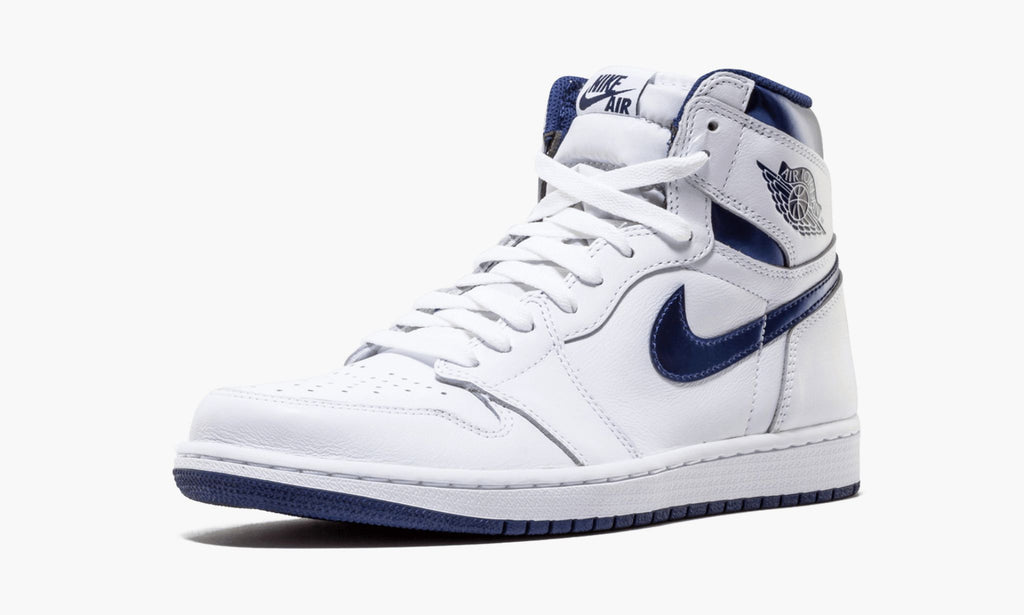 Air Jordan 1 Retro Metallic Navy Sneakers