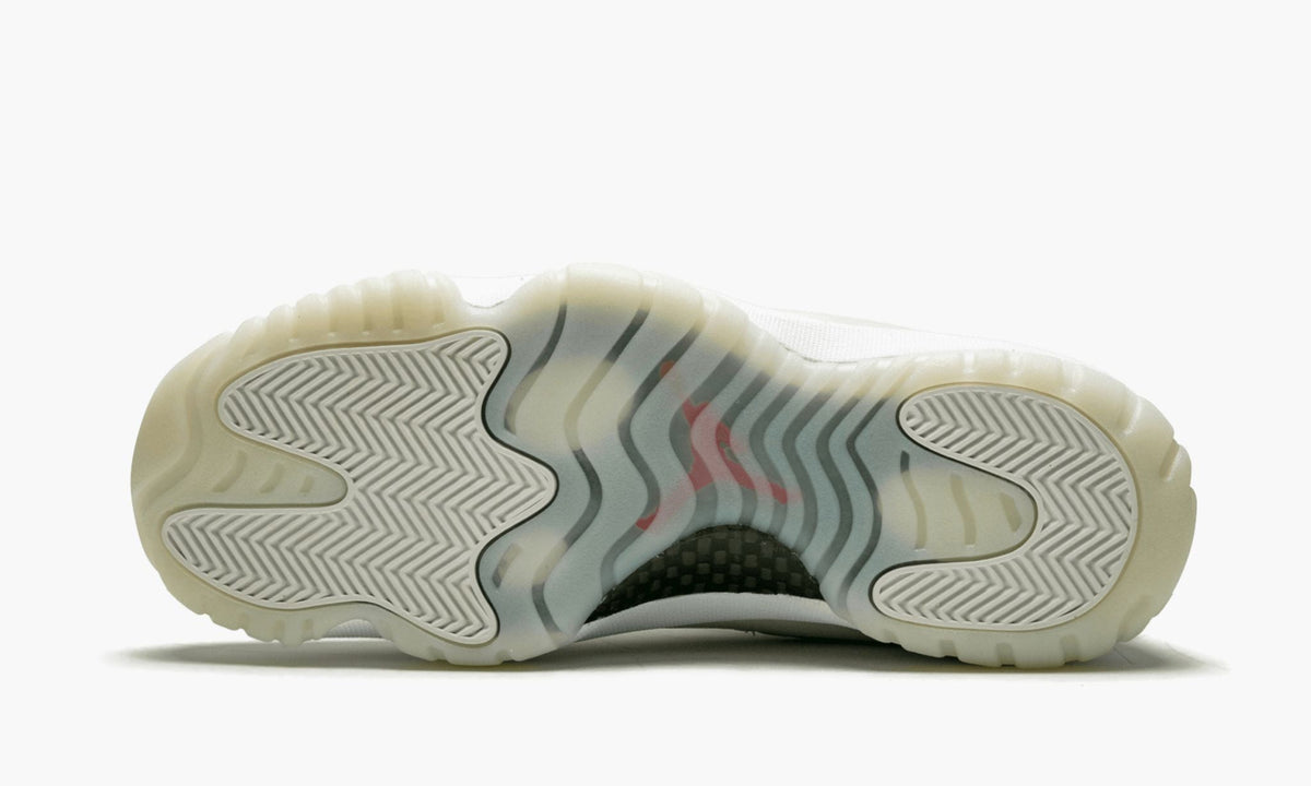 Air Jordan 11 Retro "Platinum Tint" Sneakers