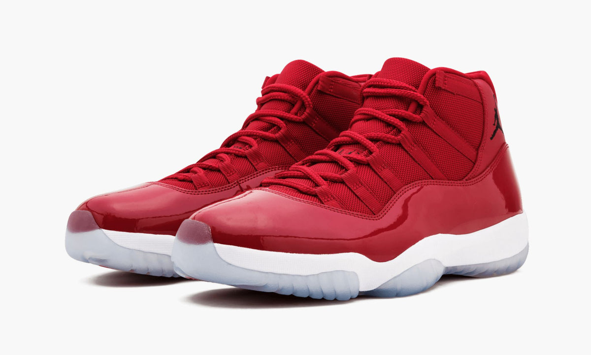 Air Jordan 11 Retro Win Like 96 Sneakers