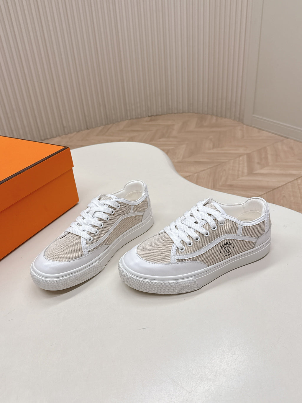 Hermes 25S Sneaker Low Sports in Beige Canvas Mix White Lambskin
