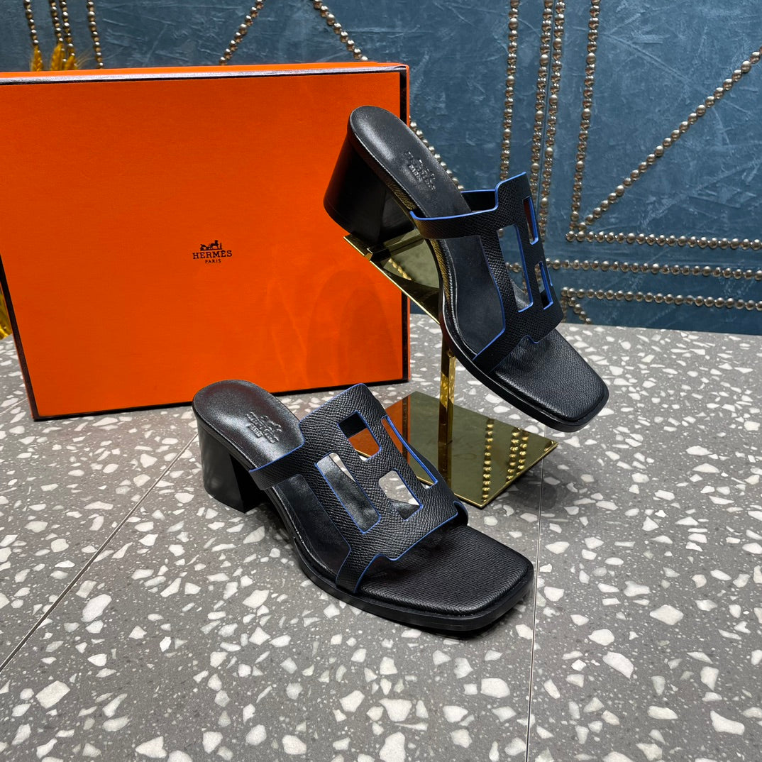 Hermes Izzy 50 mm Sandal in Black Sheepskin