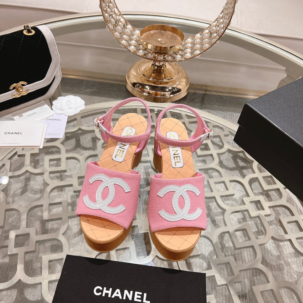 Chanel Wedge Sandals in Light Pink Lambskin with Logo