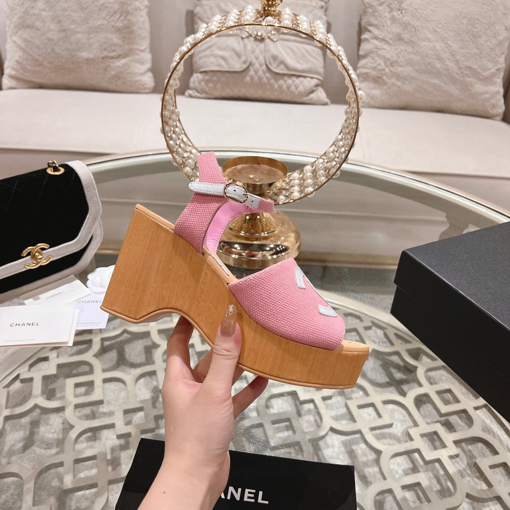 Chanel Wedge Sandals in Light Pink Lambskin with Logo