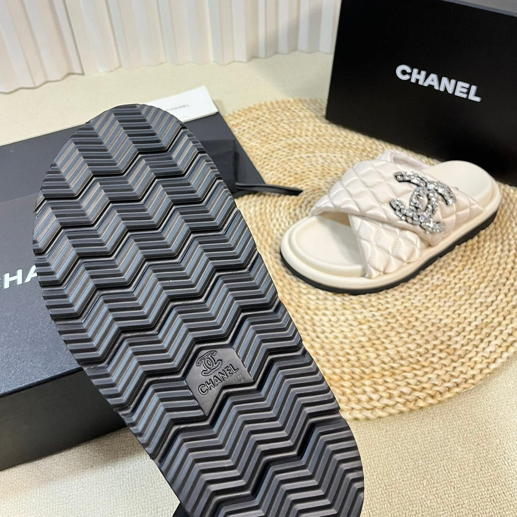 Chanel Women's Slippers with Two Crossed Straps Sheepskins White Cream