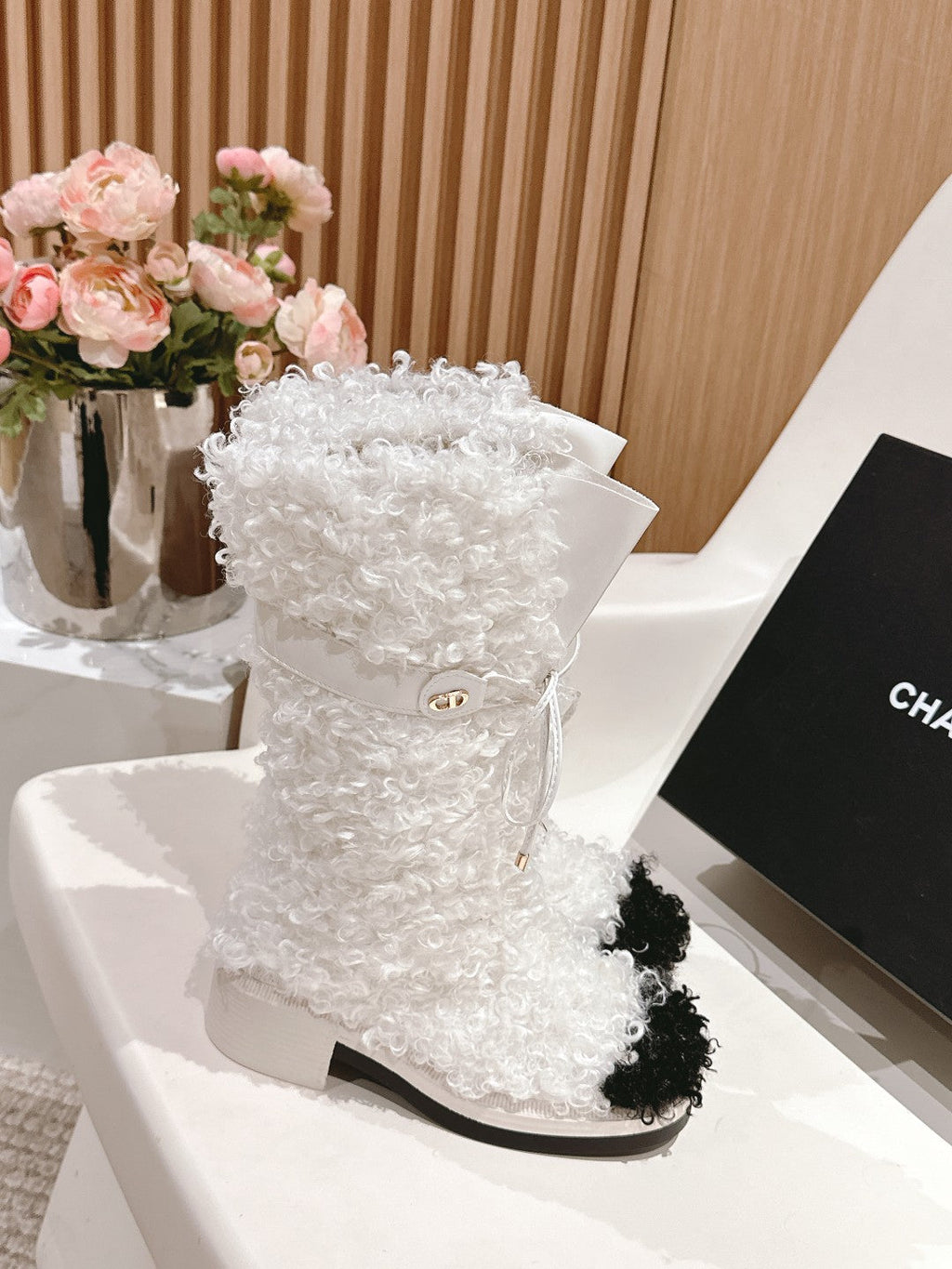 Chanel Short Boots in White Lamb Fur and Lambskin 962188