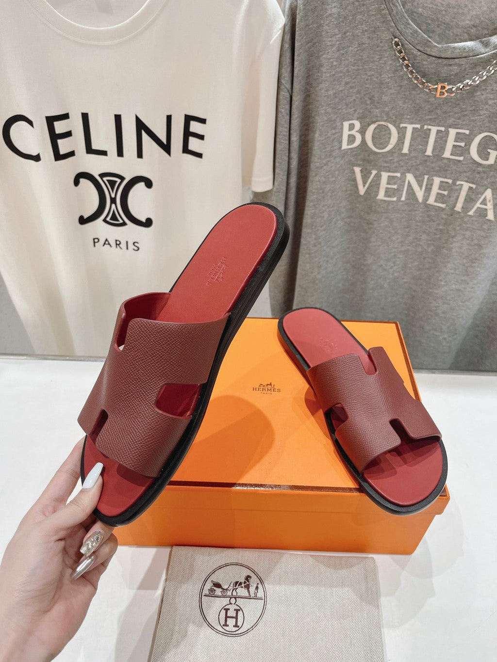Hermes Izmir Sandal Ruby Lambskin