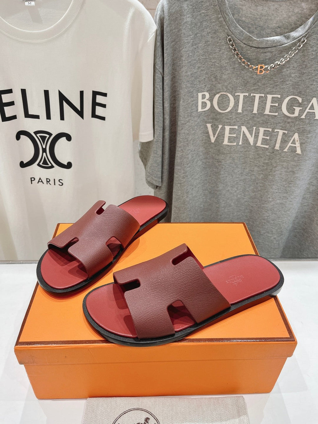 Hermes Izmir Sandal Ruby Lambskin