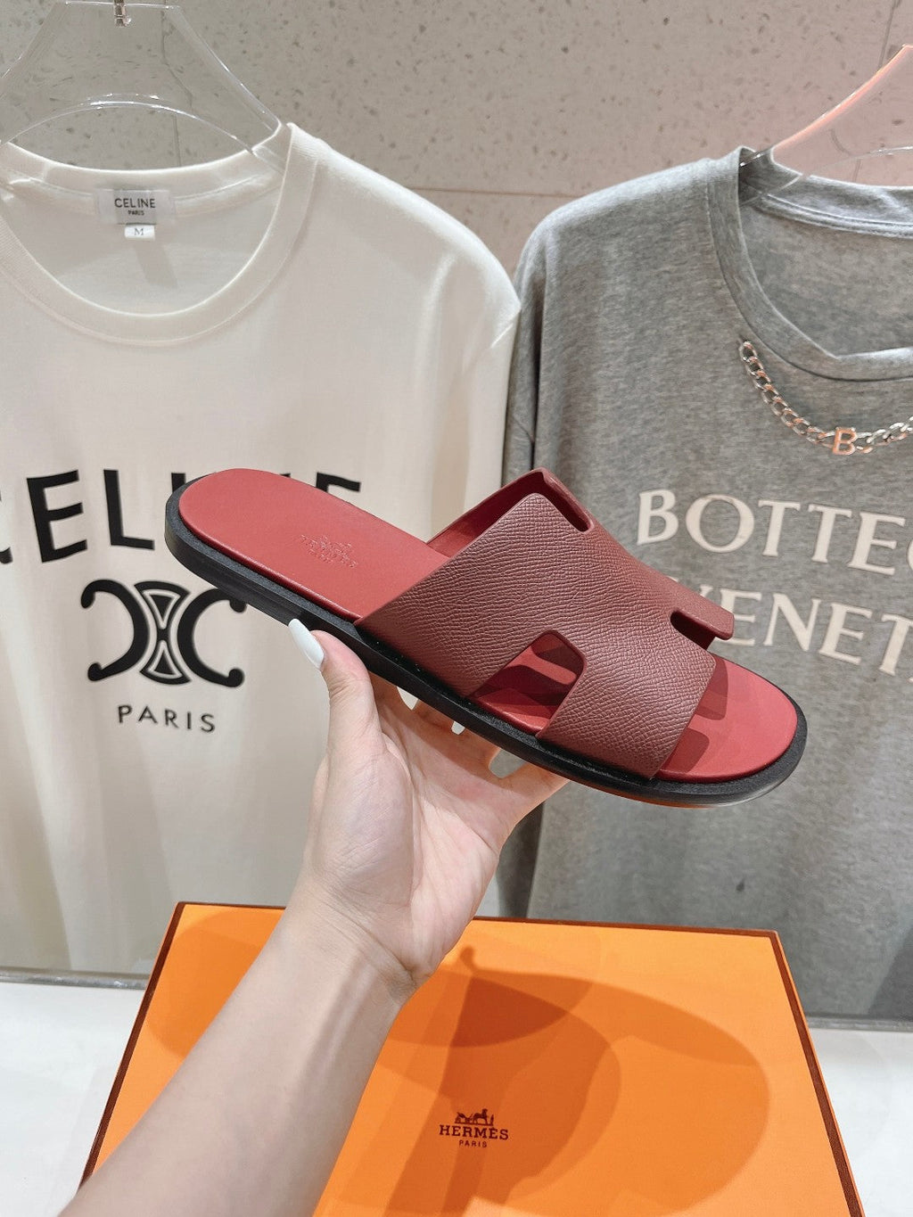 Hermes Izmir Sandal Ruby Lambskin