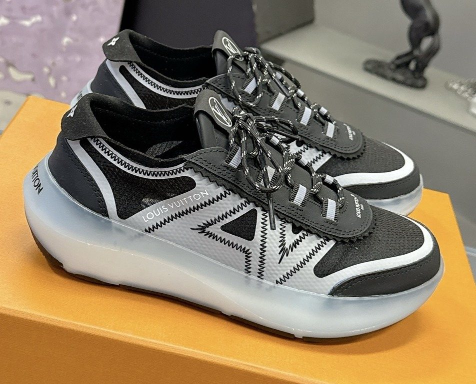 Louis Vuitton Mesh Panel Low-Top Sneakers — hero