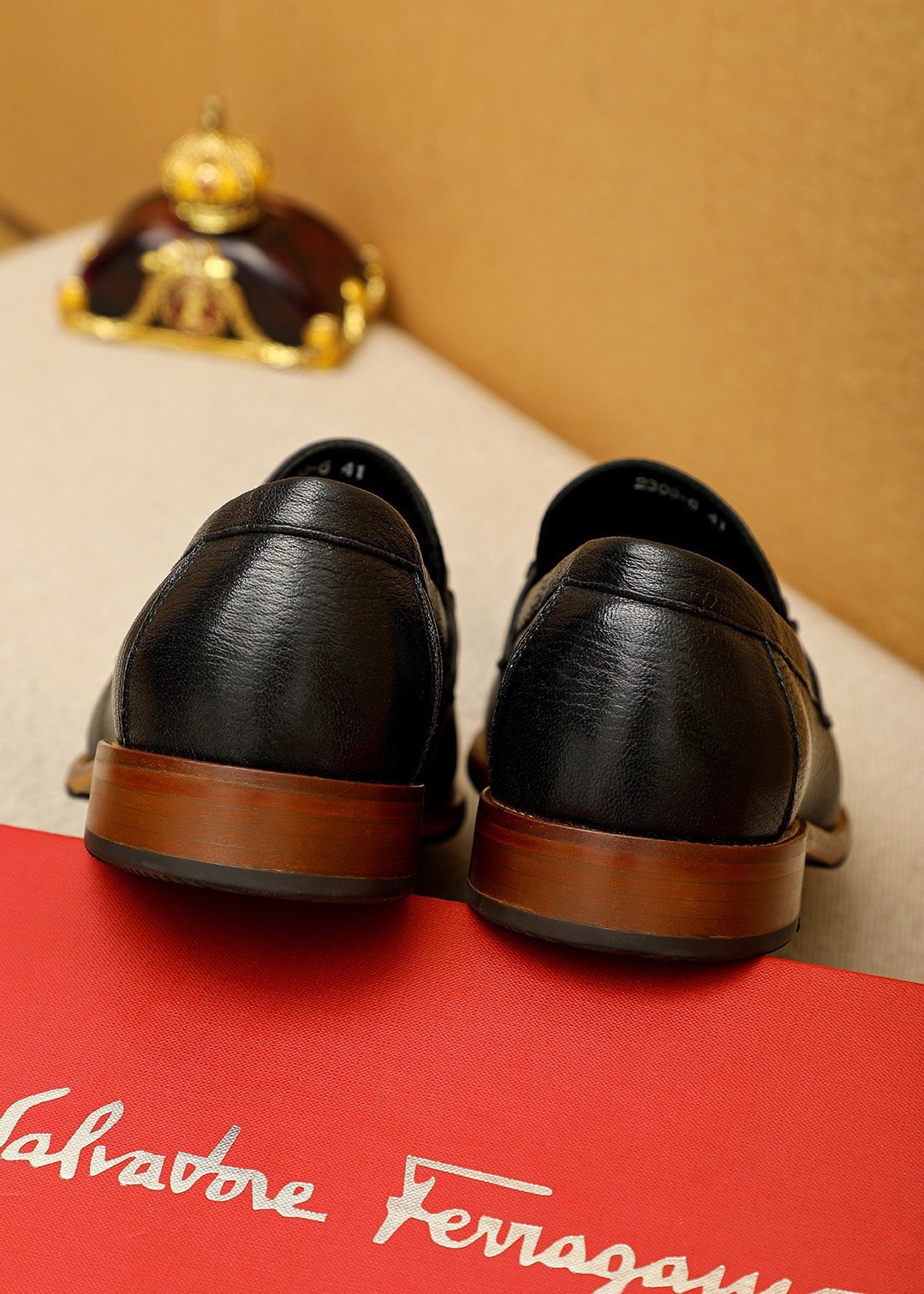 微商相册测试鞋子-Salvatore Ferragamo Black Metal Ornament Loafers — back