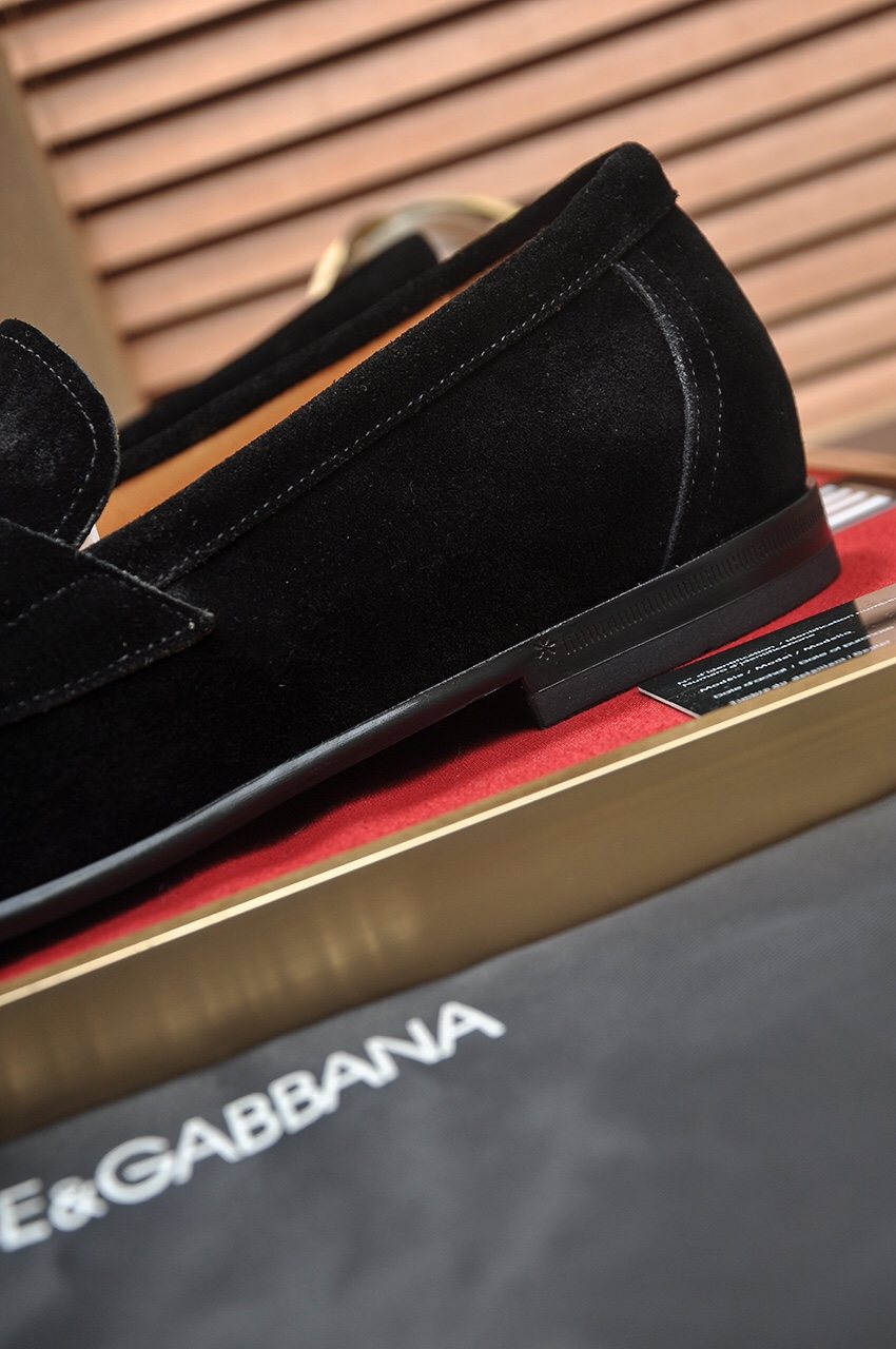 Dolce & Gabbana Bernini Black Loafers — detail
