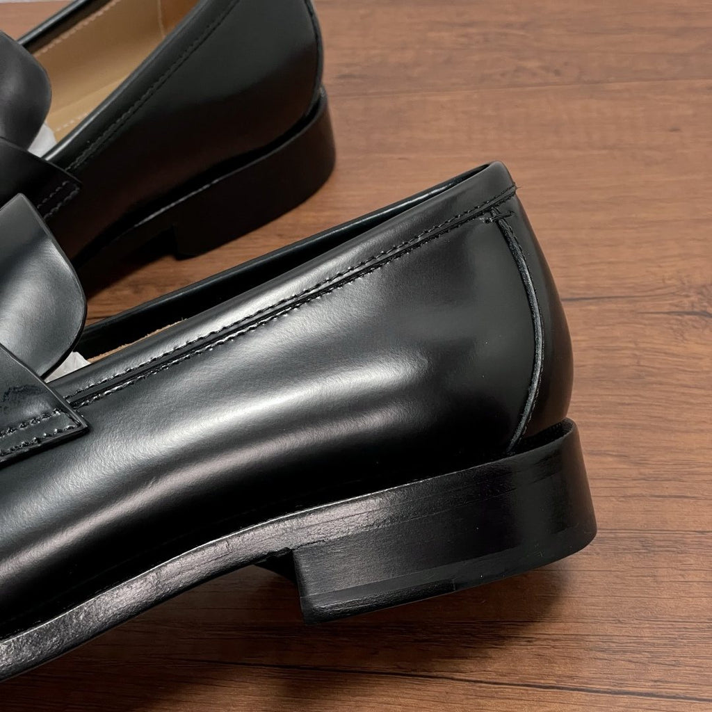 Zegna Black Leather Z-Accent Loafers — detail